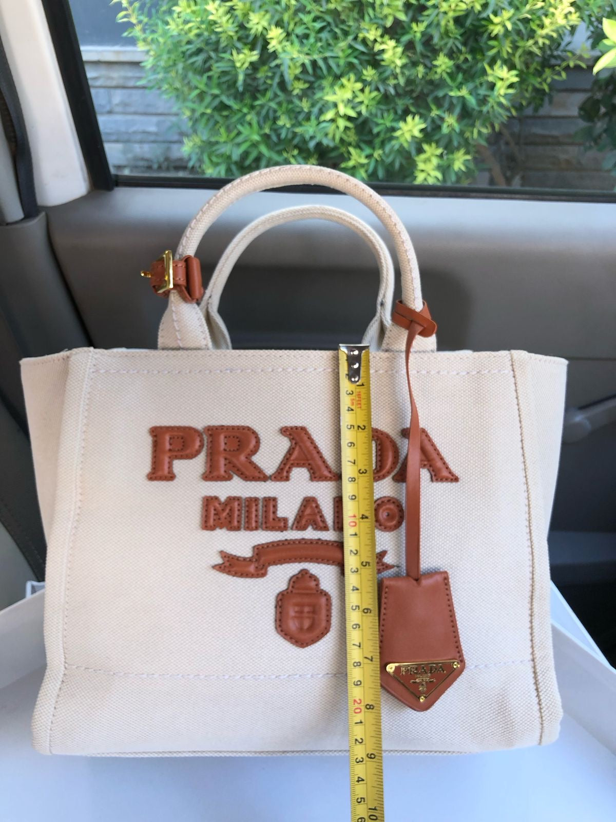 P handbag famous brand