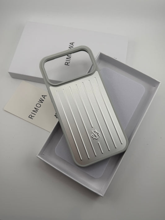R famous brand iphone 17/16/15/14/13/12/11 back cover silver