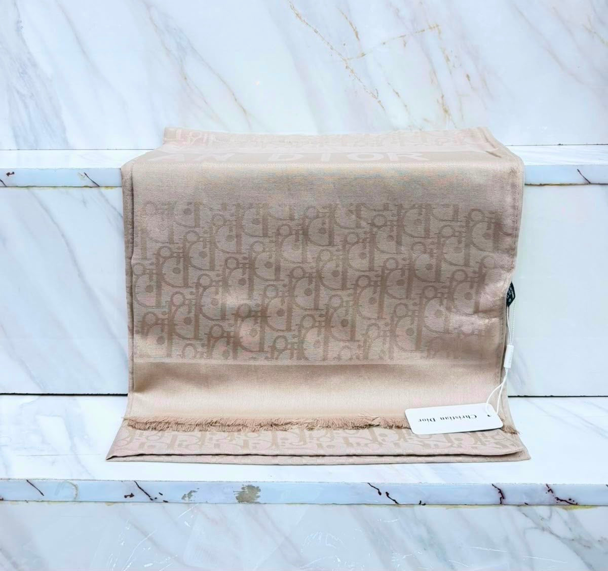 D famous brand scarves/stole/shawl ( 8 colors )