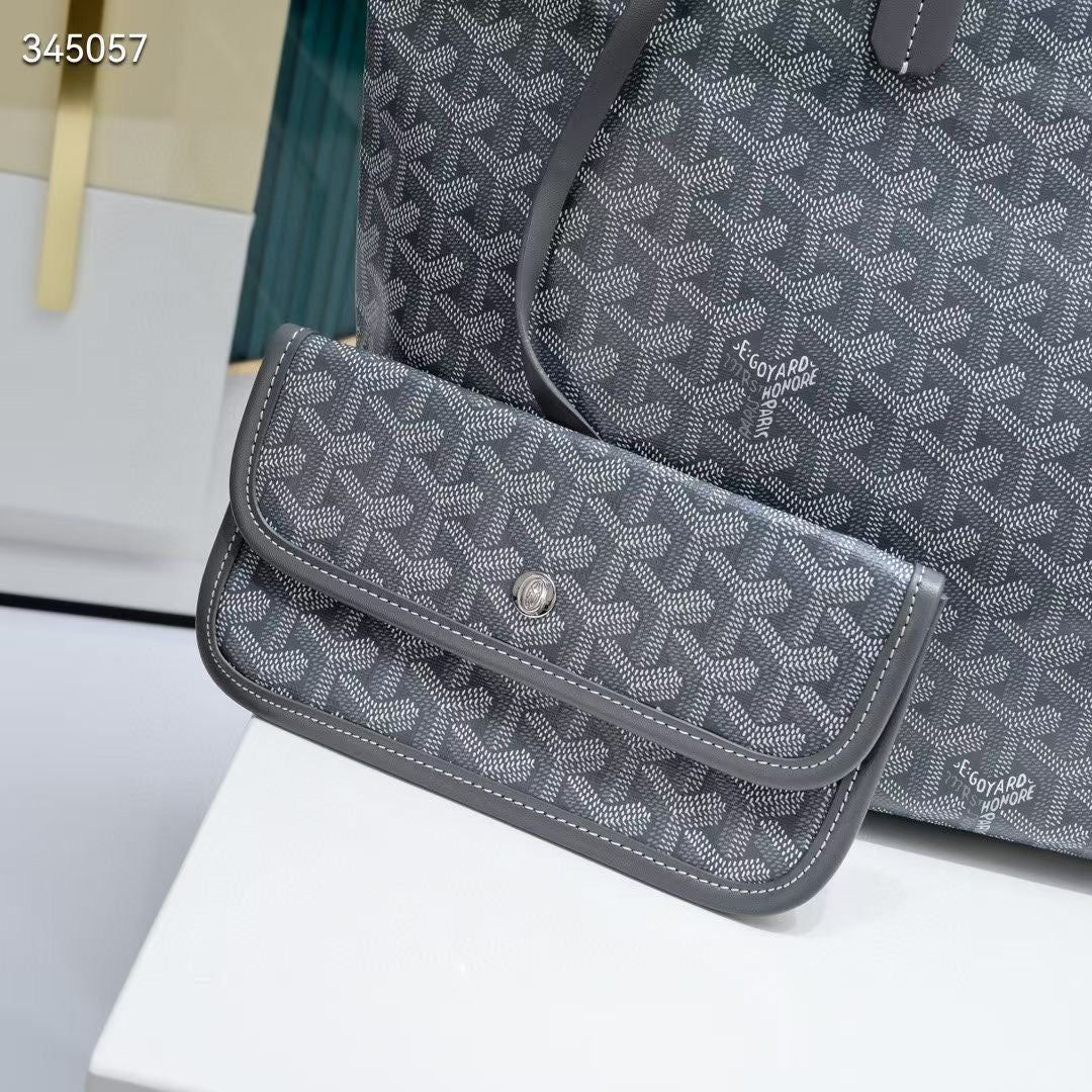 G brand bag famous brand ( Pre order )