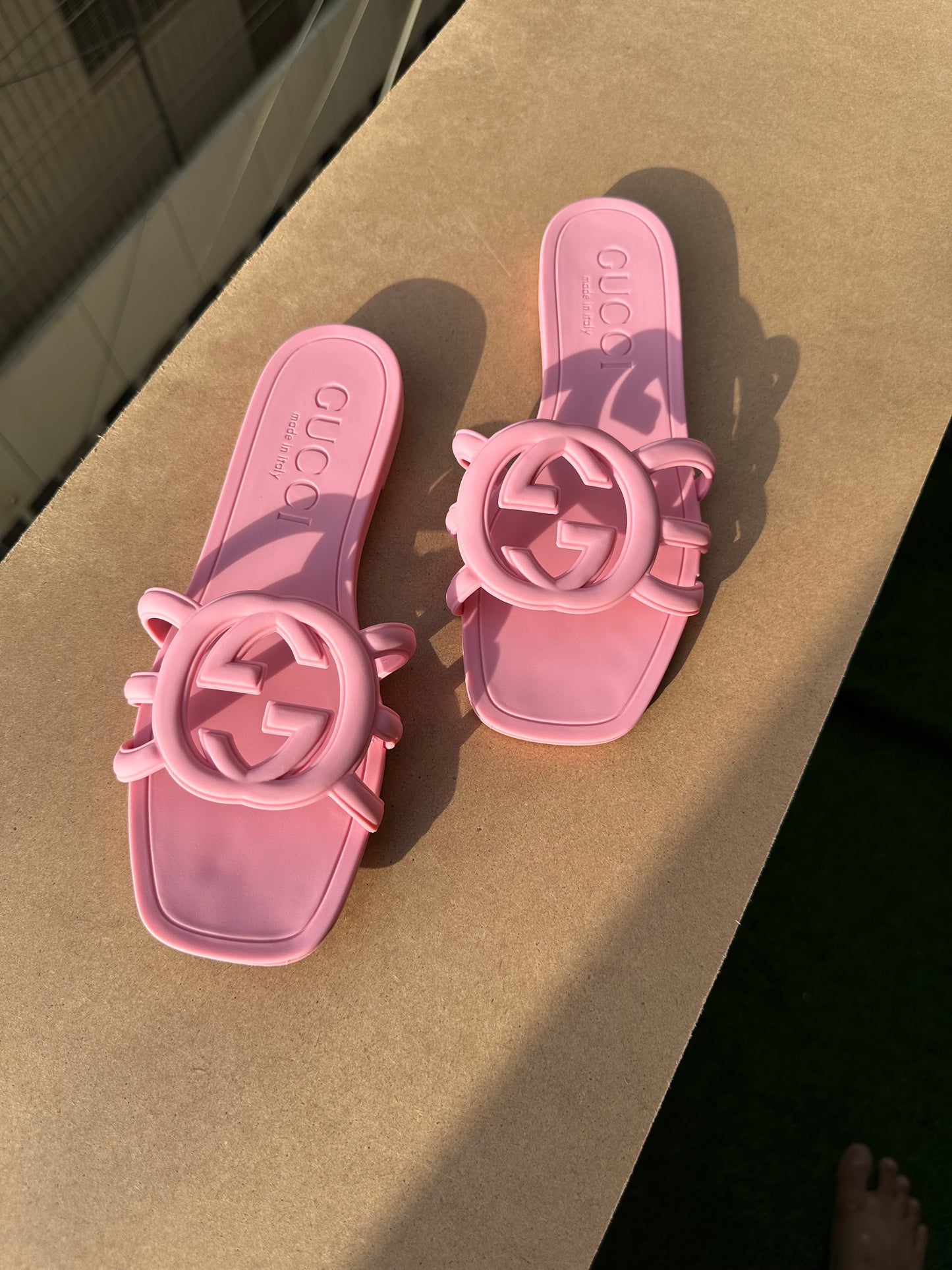 Pink slides famous brand