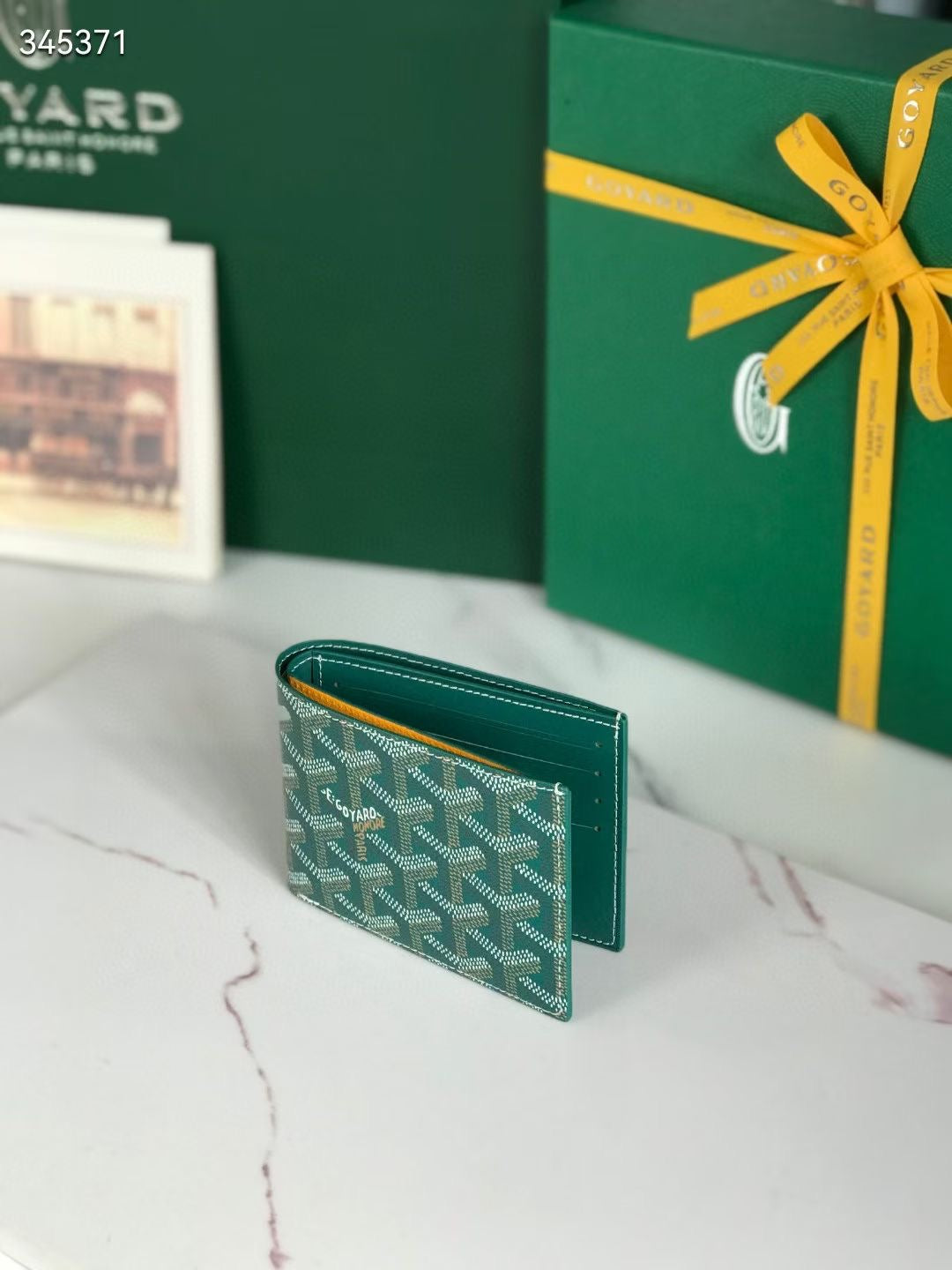 Wallet famous brand G