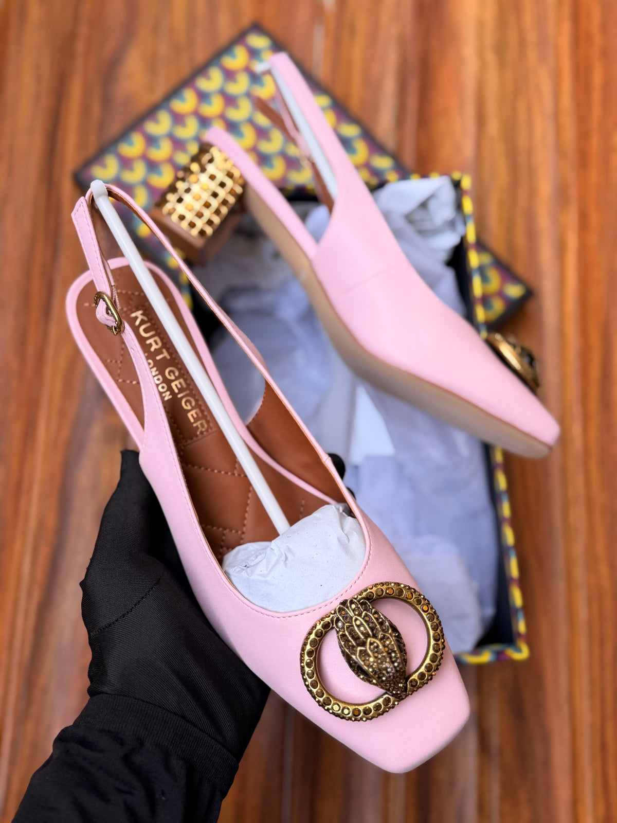 K famous brand pumps/heel