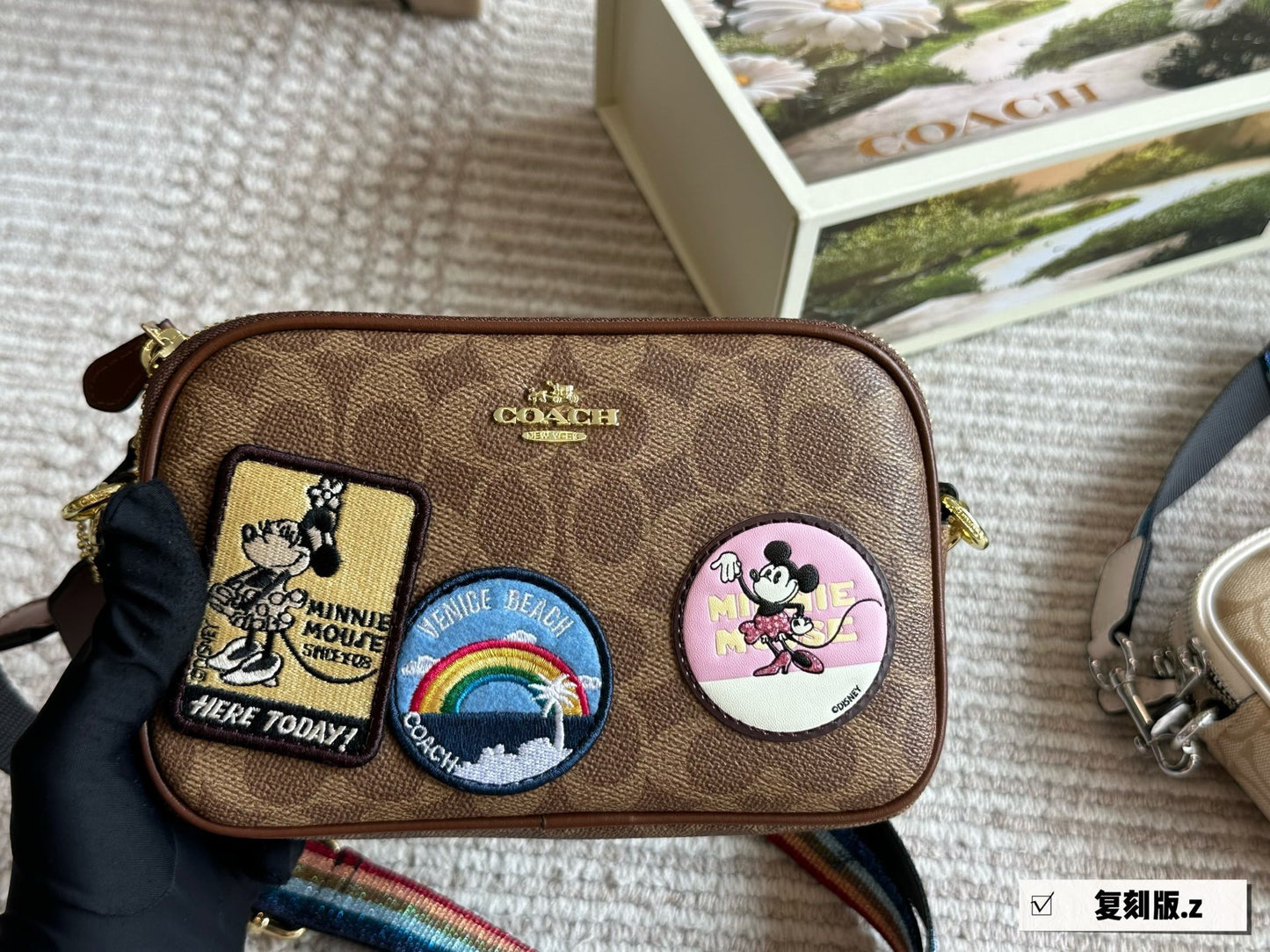 Coach cross body ( 3 colors )