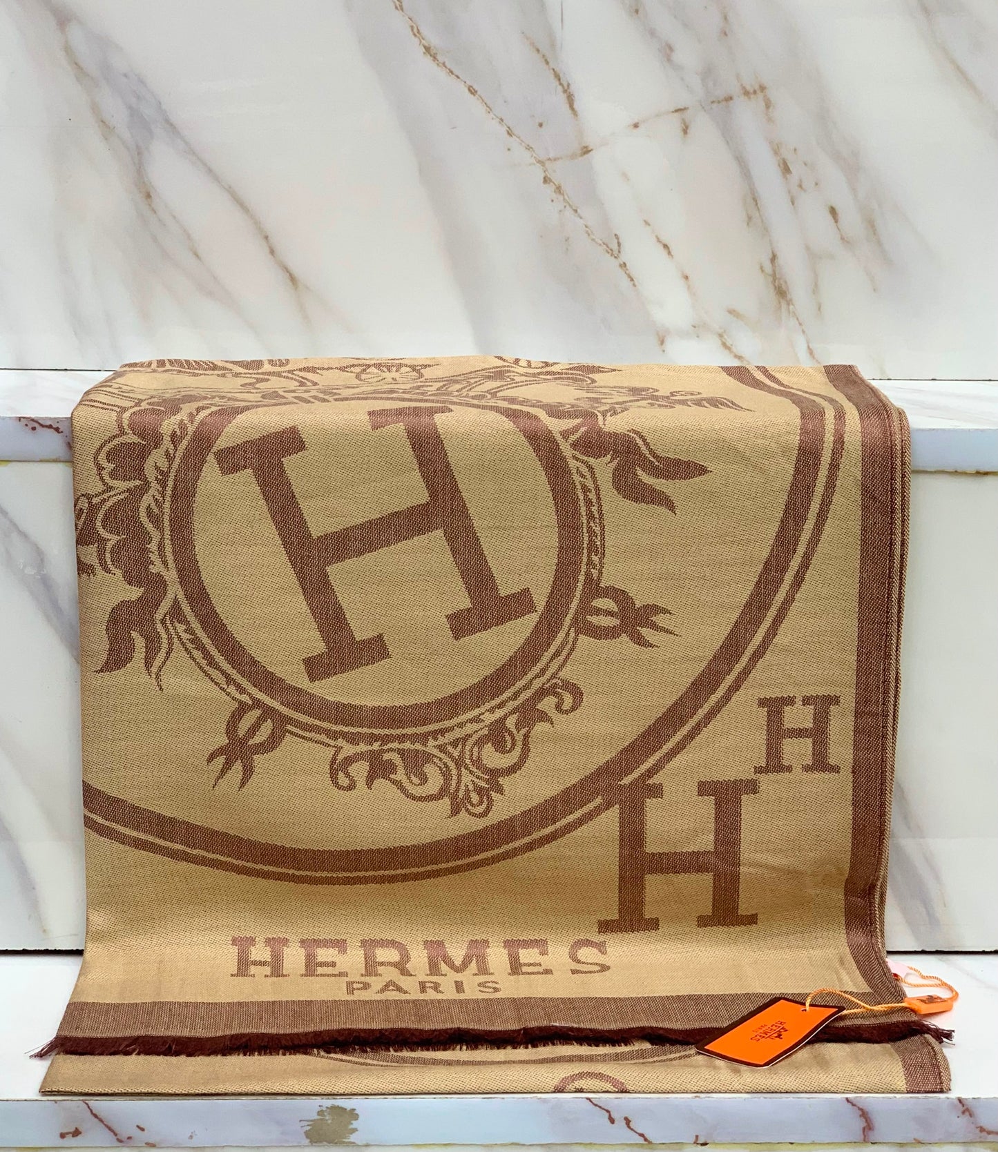 H famous brand scarves/stole/shawl ( 14 colors )