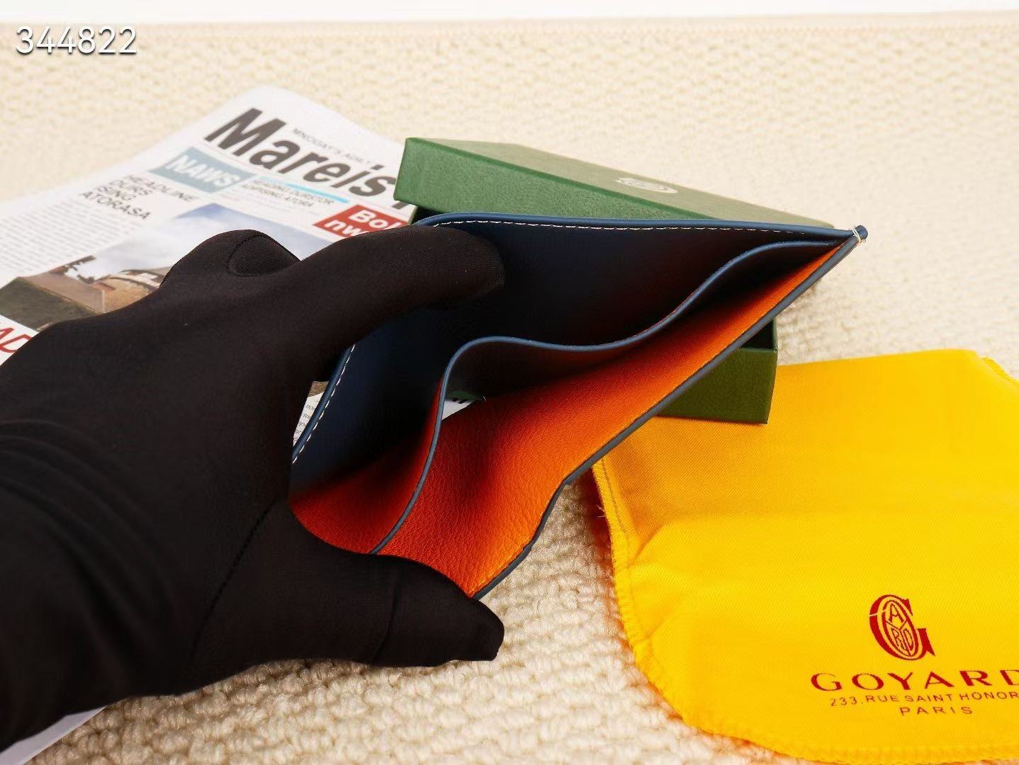 Wallet famous brand G