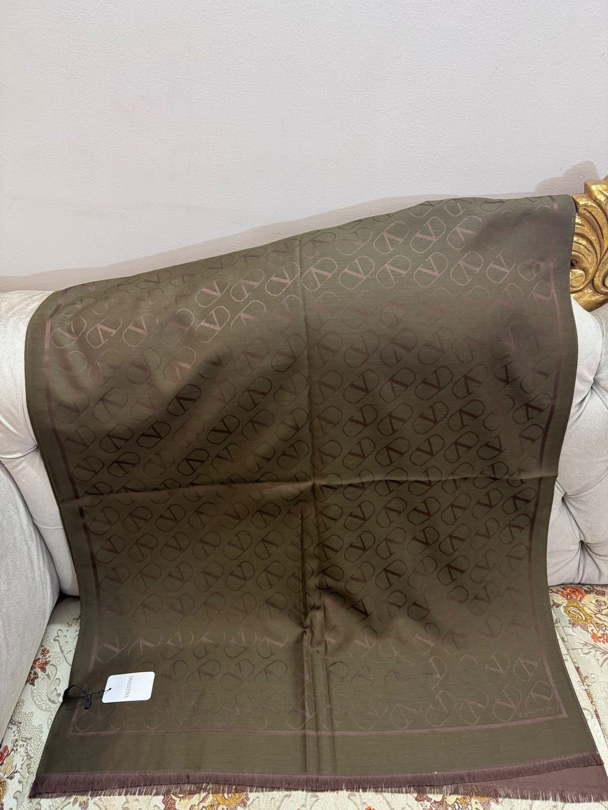 V famous brand Scarf/Stole/shawl ( 10 colors )
