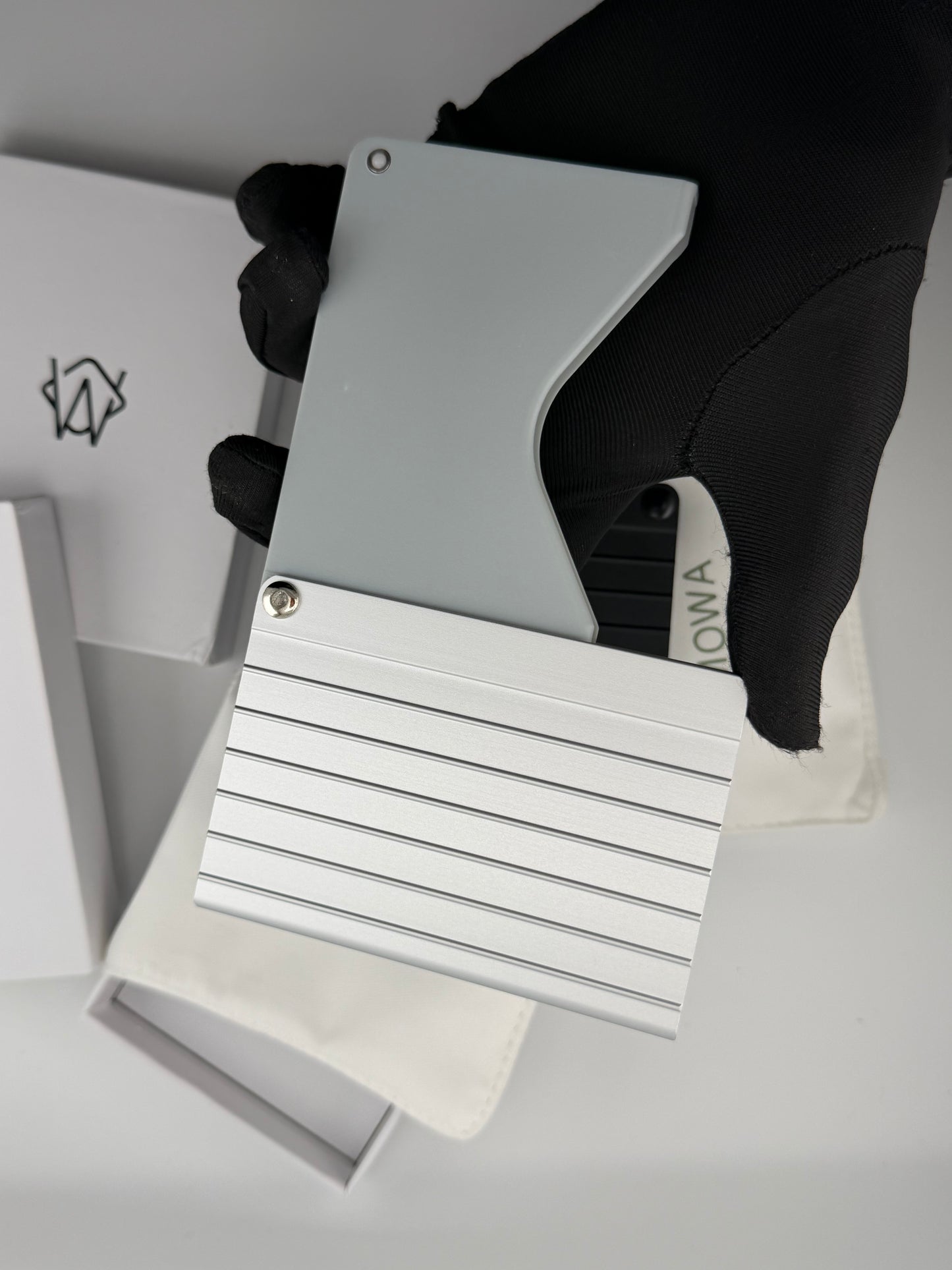 Rimowa cardholder silver