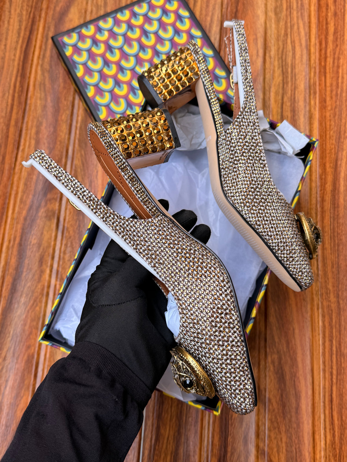K famous brand pumps/heel