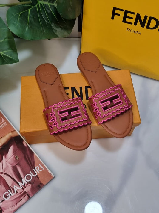 F famous brand slipper