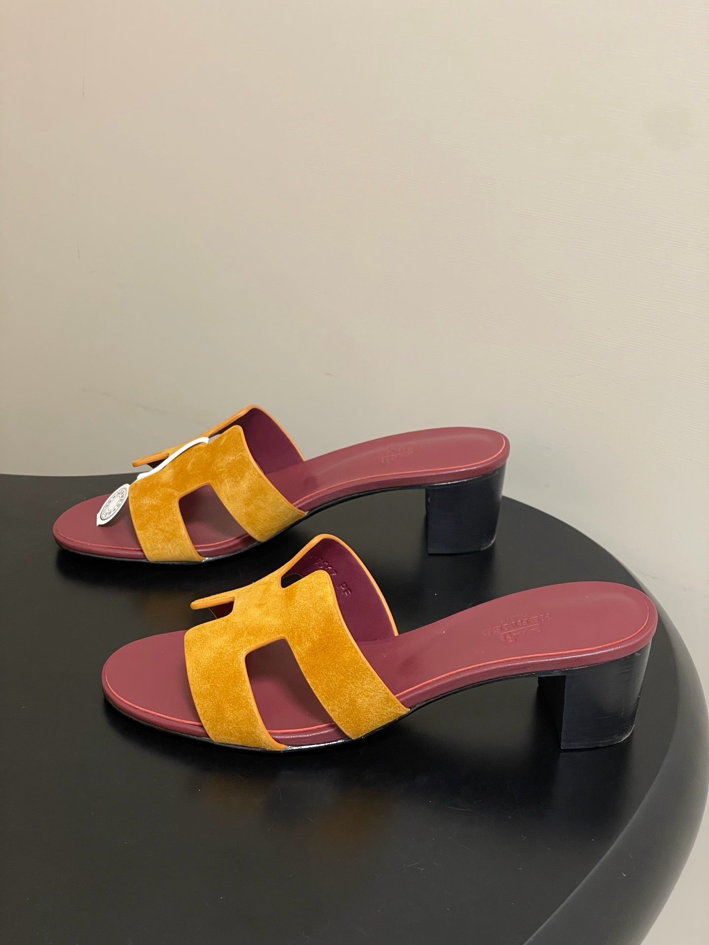 H oran famous brand slipper