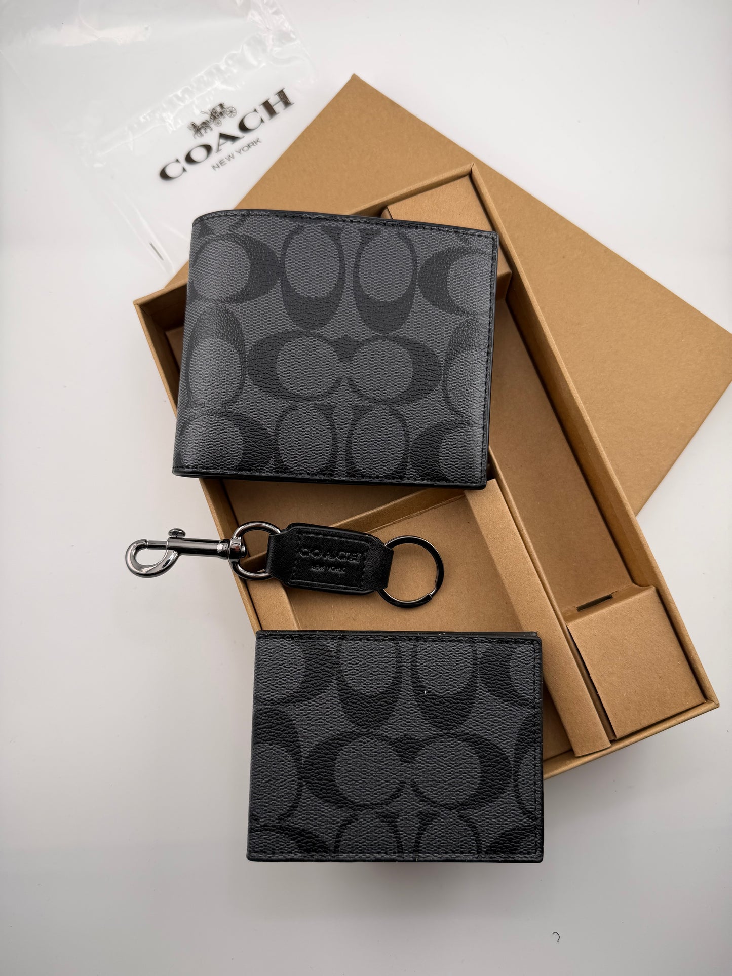 Coach wallet set cardholder & keychain