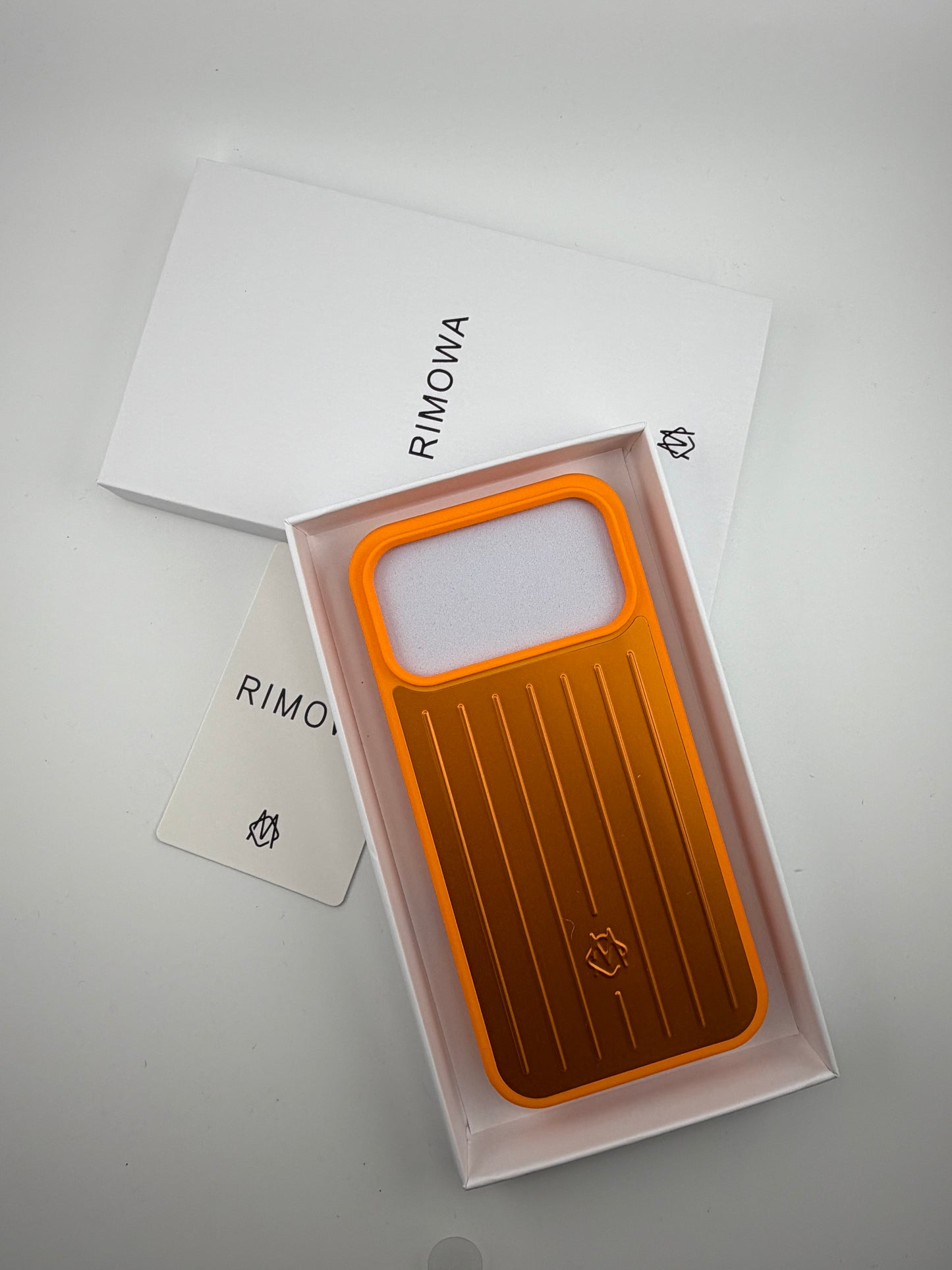 R famous brand iphone 17/17pro/17promax back cover orange