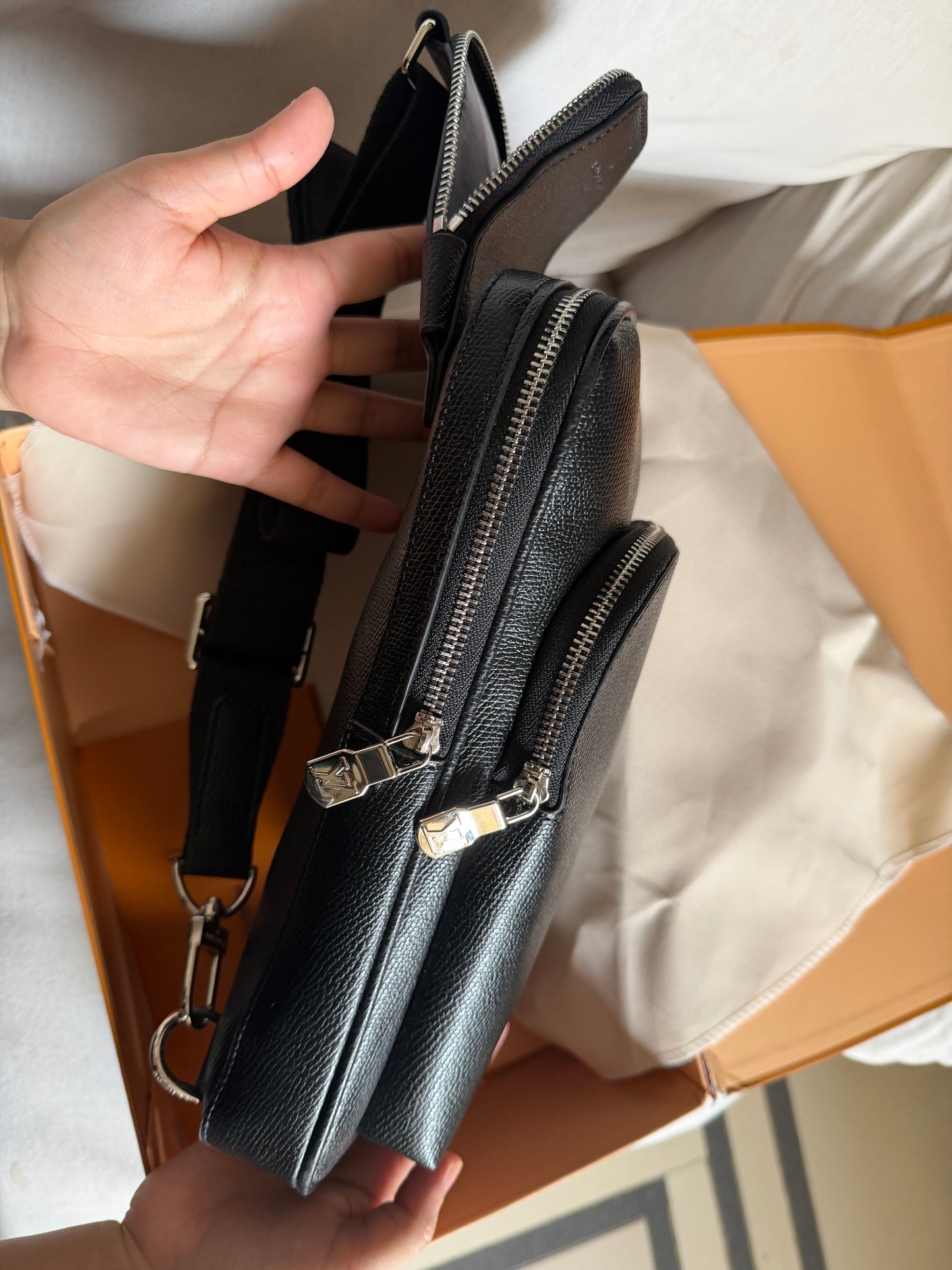 famous brand travel bag