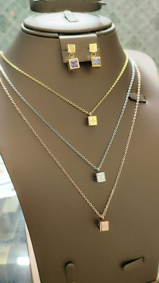 L V long necklace set