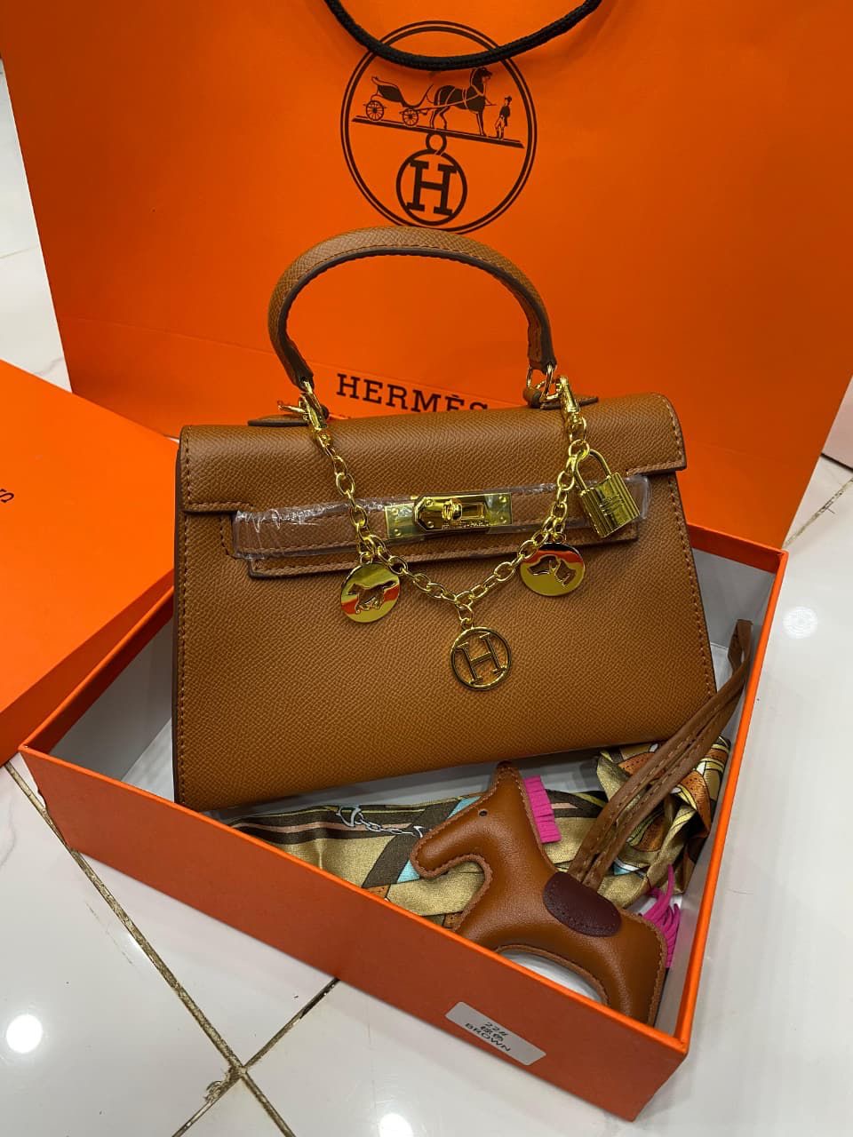 H famous brand bags ( 9 colors )