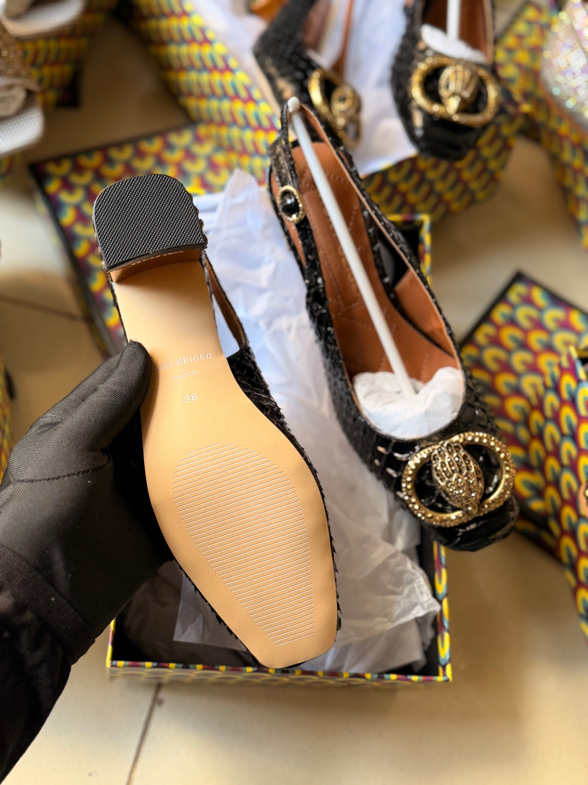 K famous brand pumps/heel
