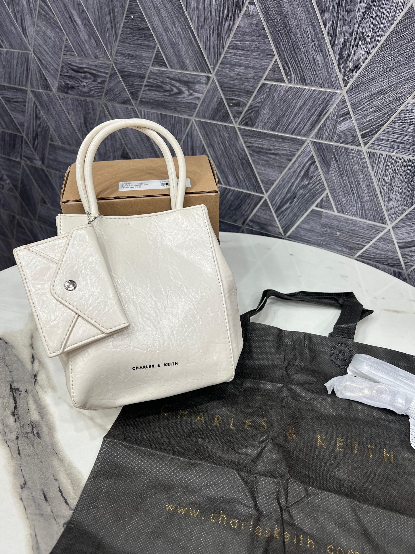 Charles & Keith bag ( 4 colors )
