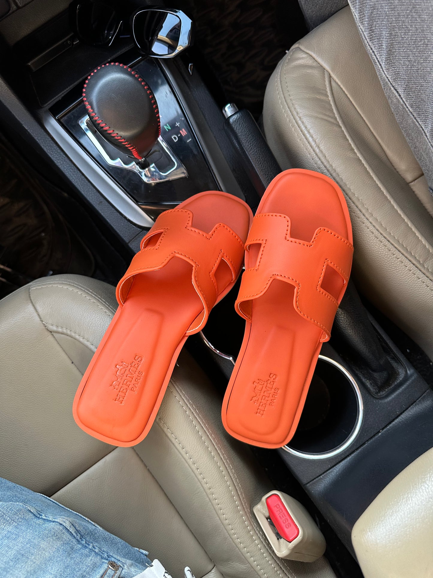 hermes slipper orange