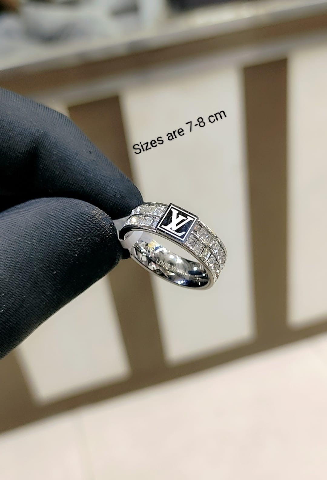 Famous brand rings ( 4 different brands )