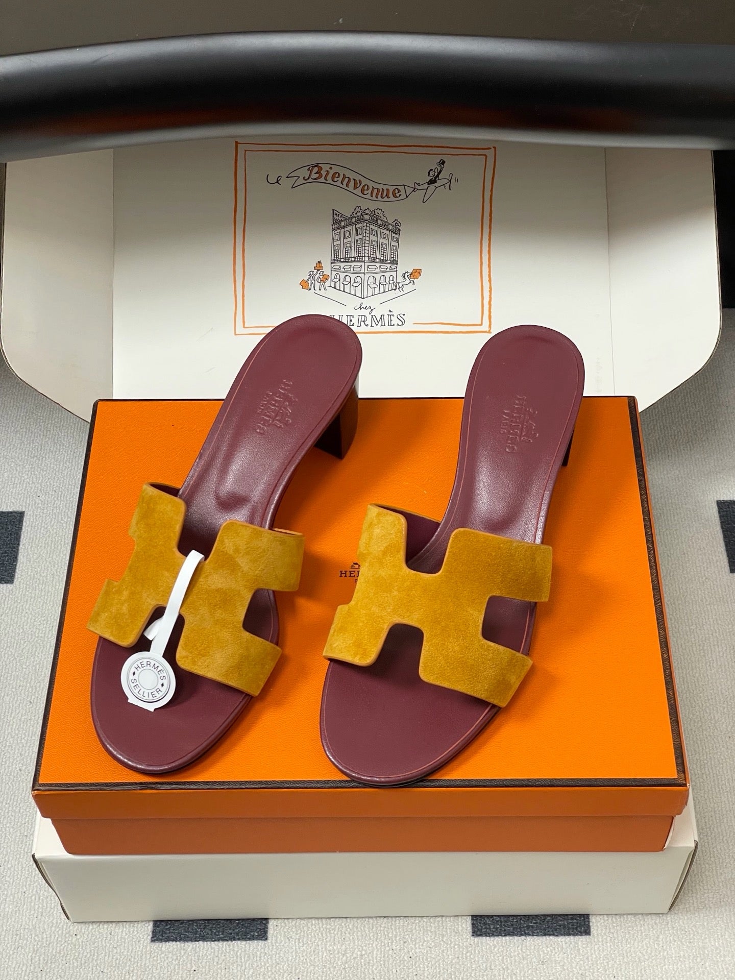 H oran famous brand slipper