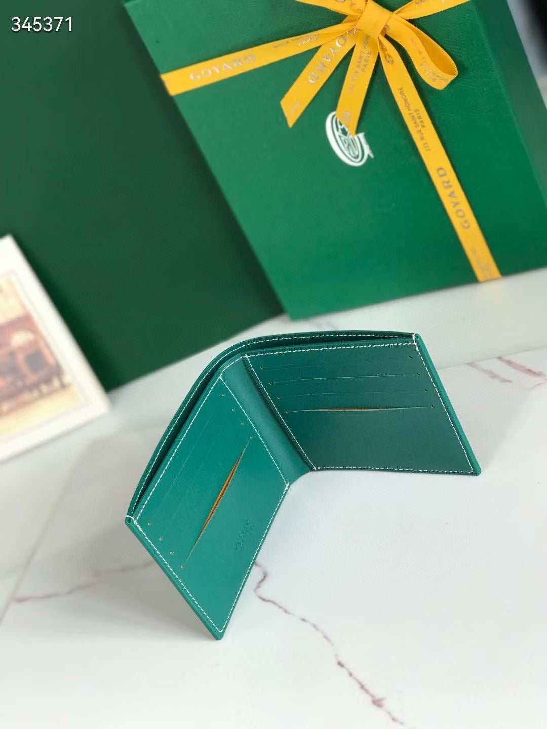 Wallet famous brand G