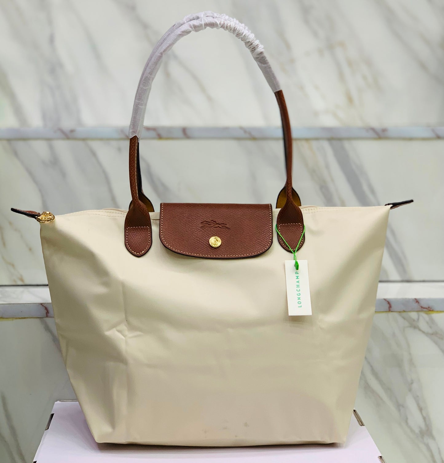 Famous brand bag ( 5 colors )
