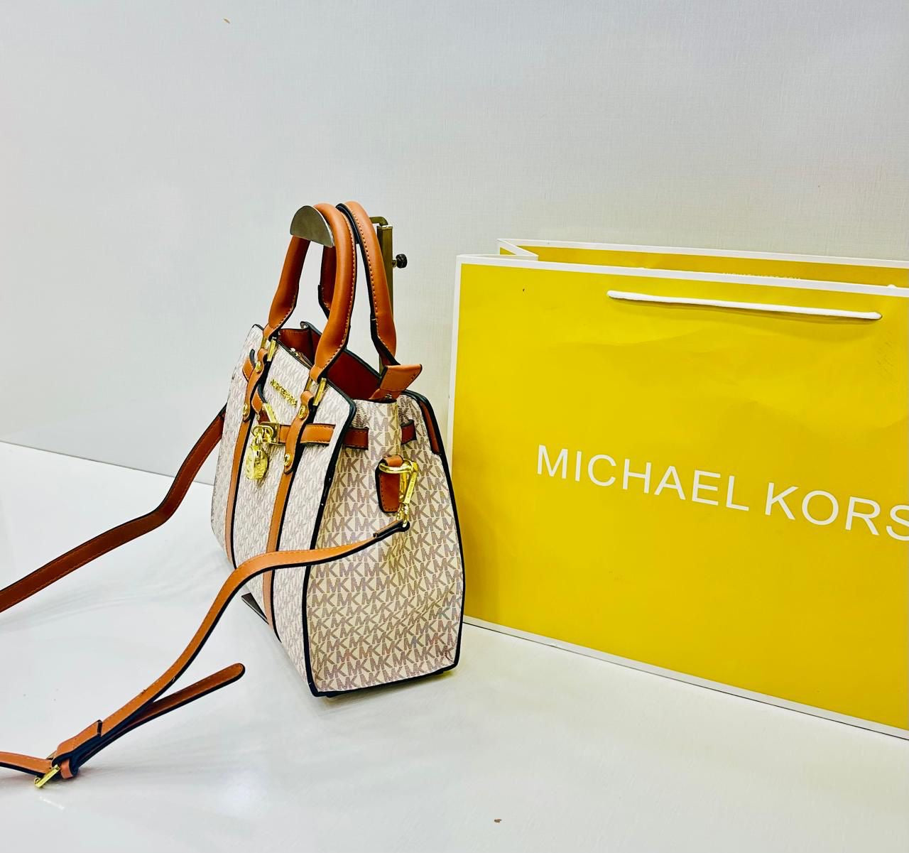 MK handbag ( 4 colors )