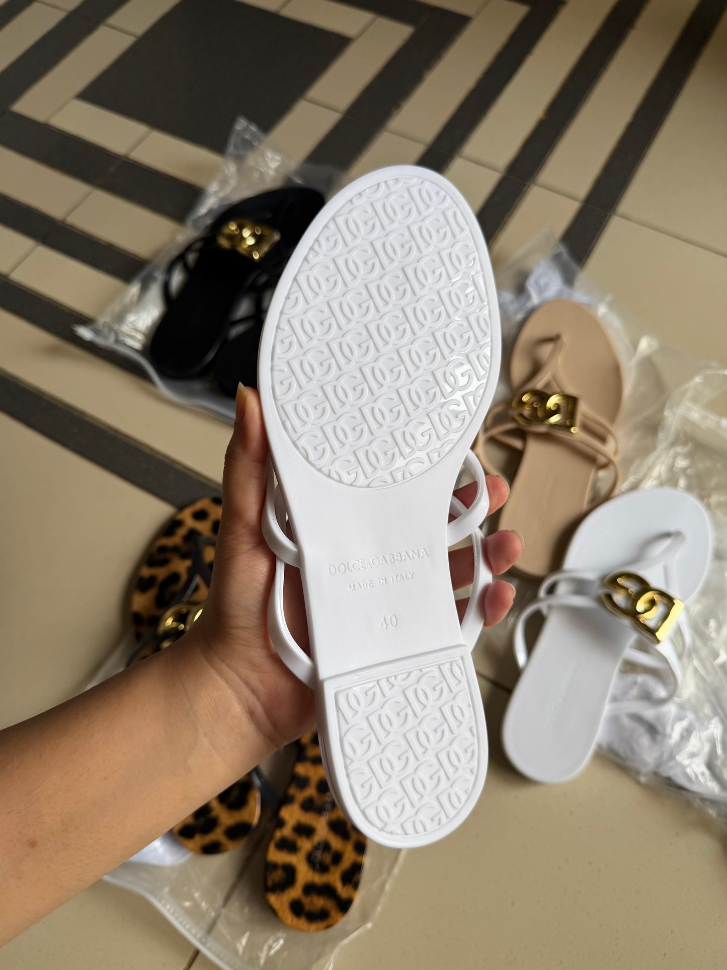 D&G famous brand flats