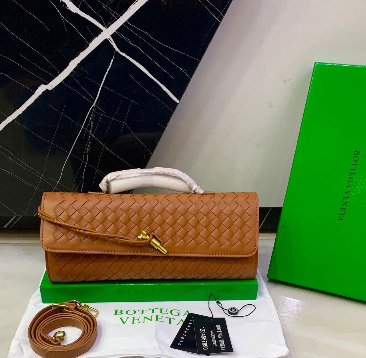 B famous brand clutch ( 6 colors )