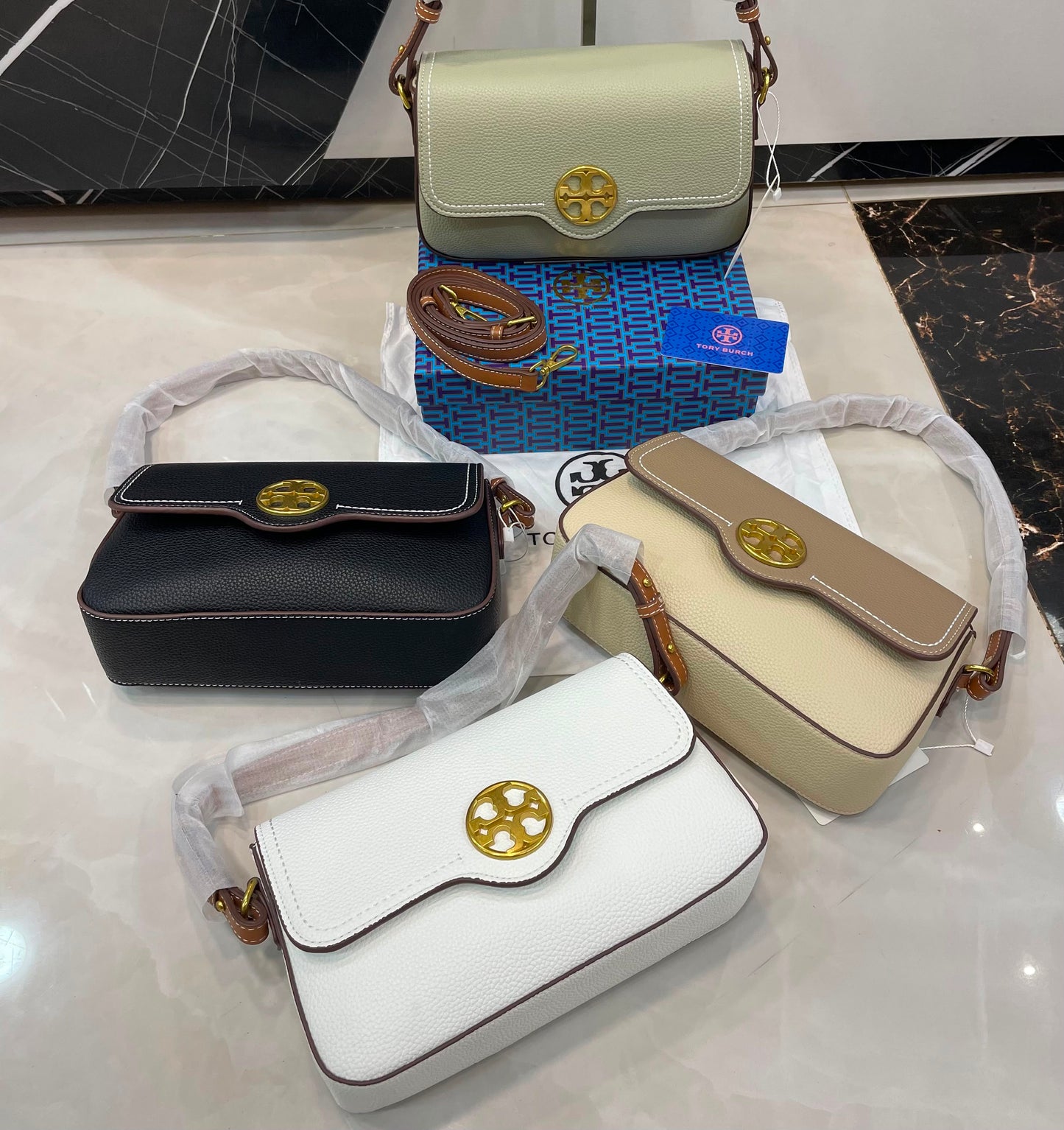 TB famous brand bag ( 4 colors )
