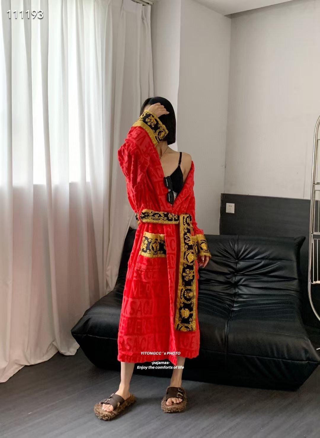 Bathrobe famous brand ( Pre order)