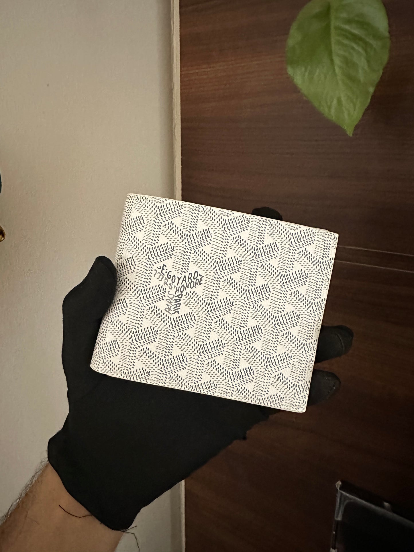 Wallat famous brand G