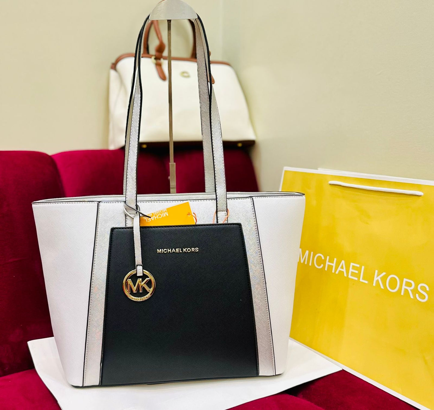 MK famous brand bag ( 4 colors)