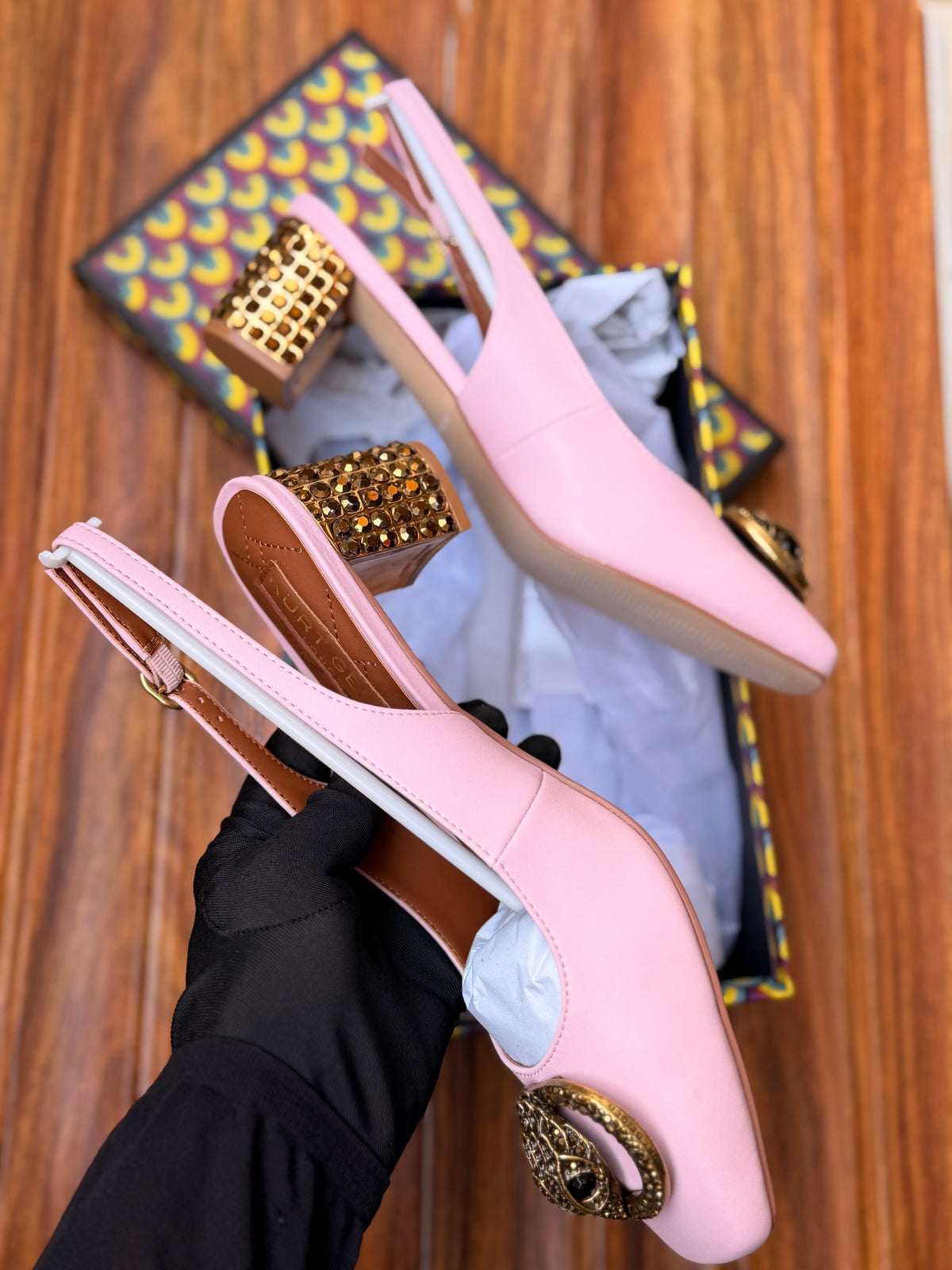 K famous brand pumps/heel