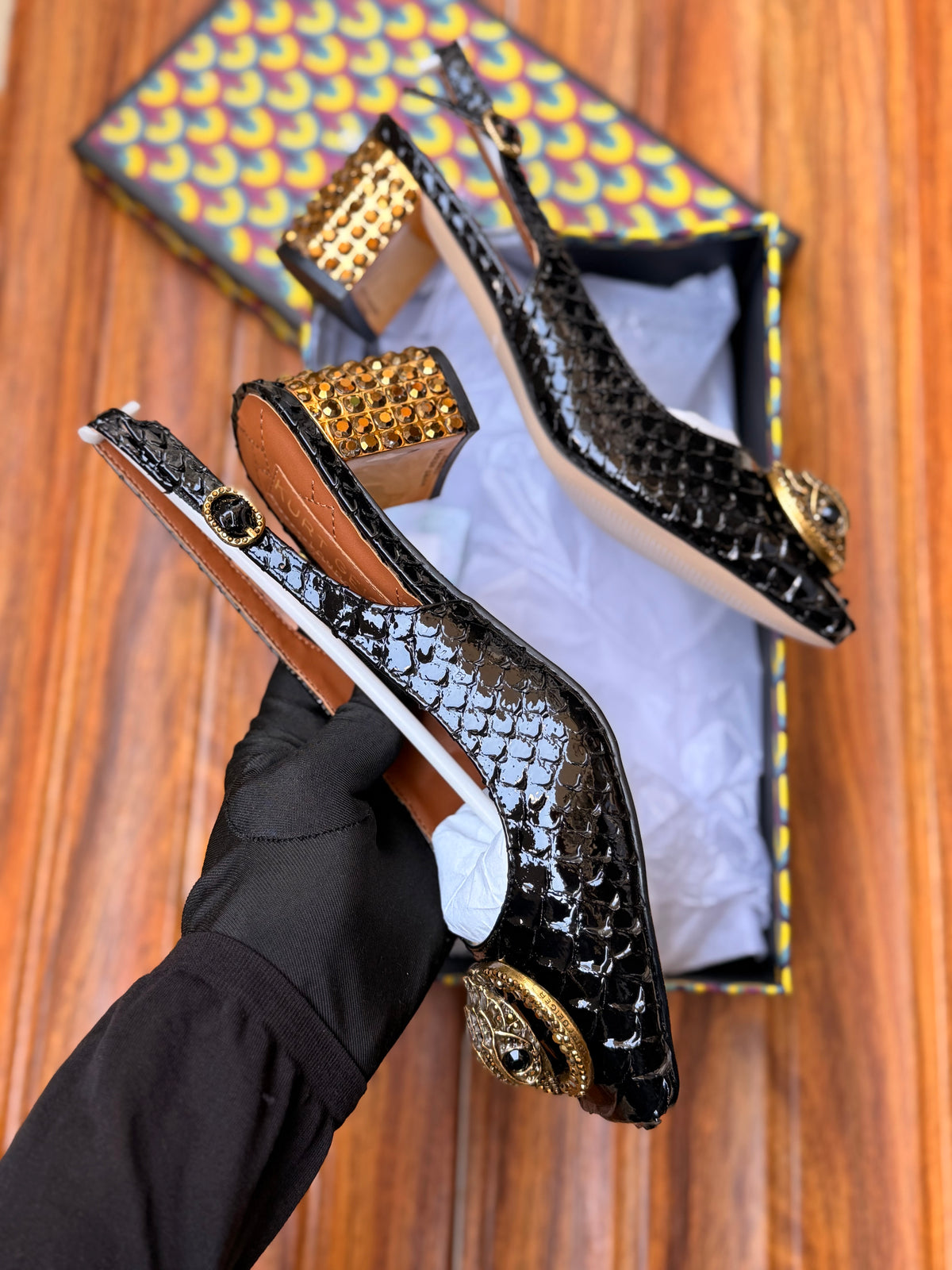 K famous brand pumps/heel