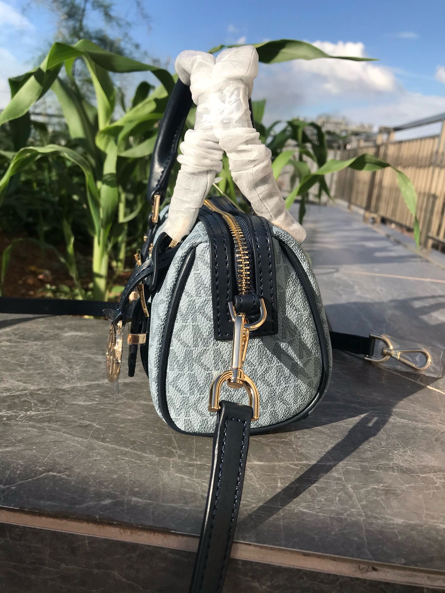 Mini handbag crossbody  ( Pre order )