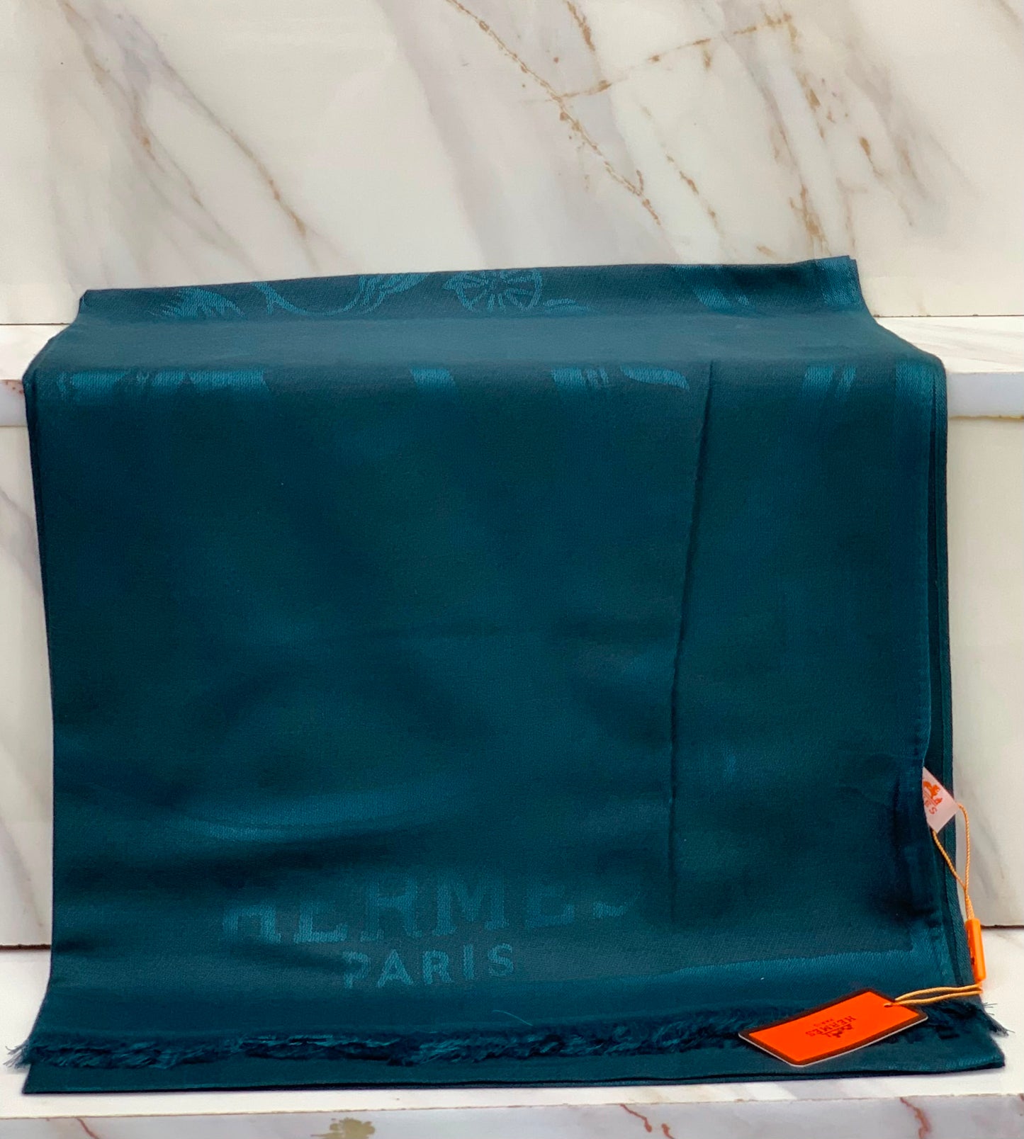 H famous brand scarves/stole/shawl ( 14 colors )