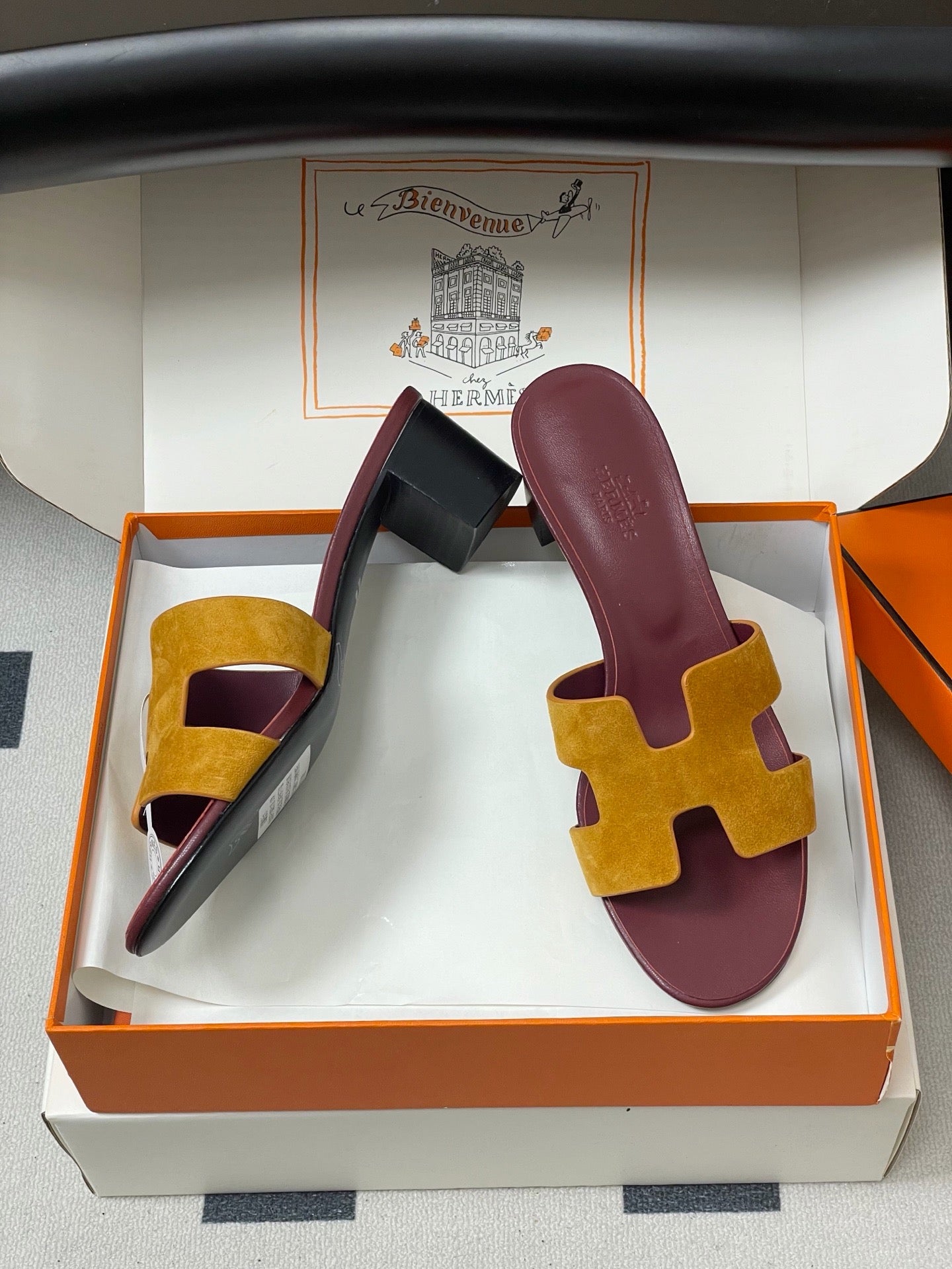 H oran famous brand slipper