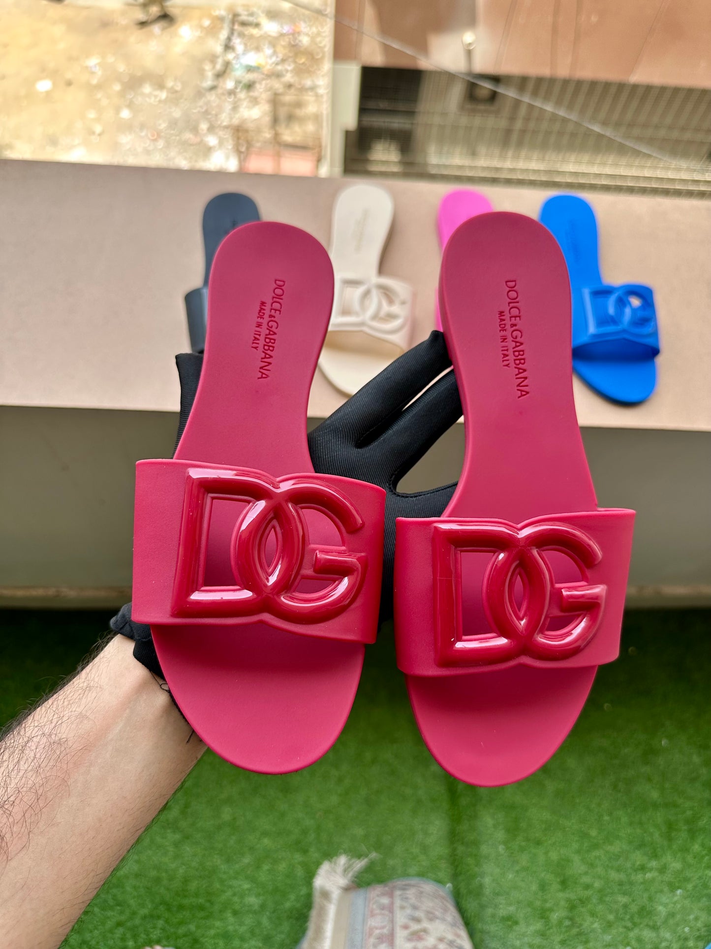 Famous brand slipper imported