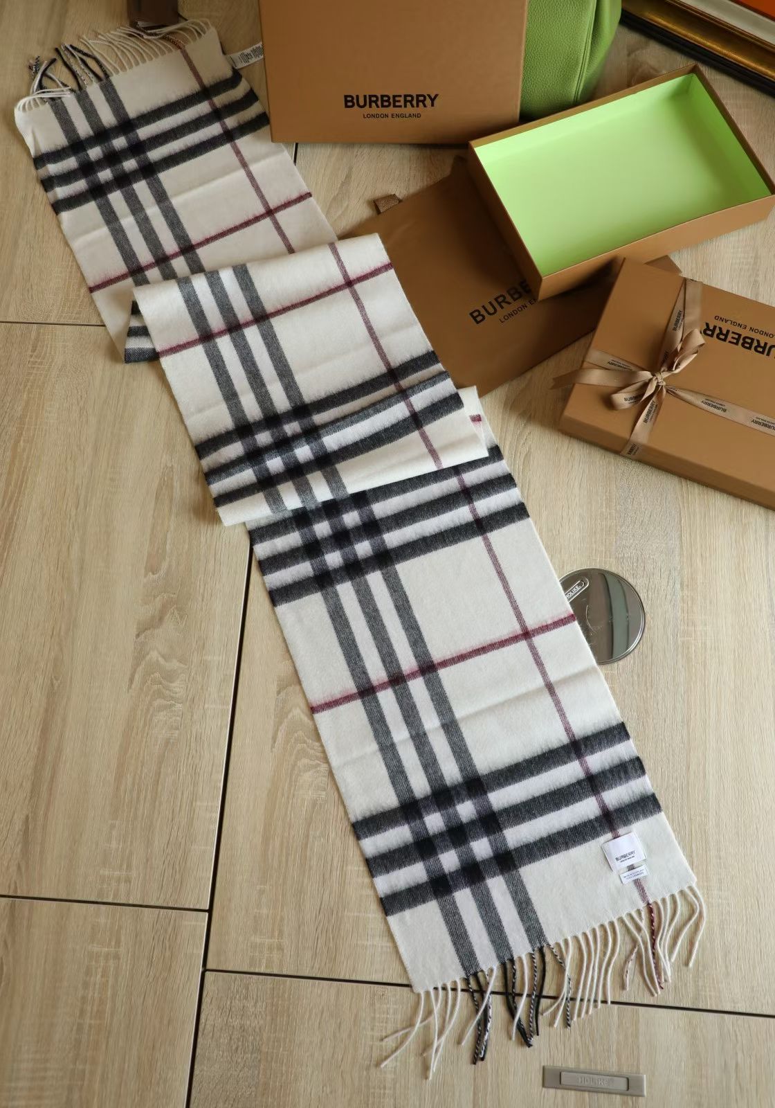 Burberry scarf/muffler