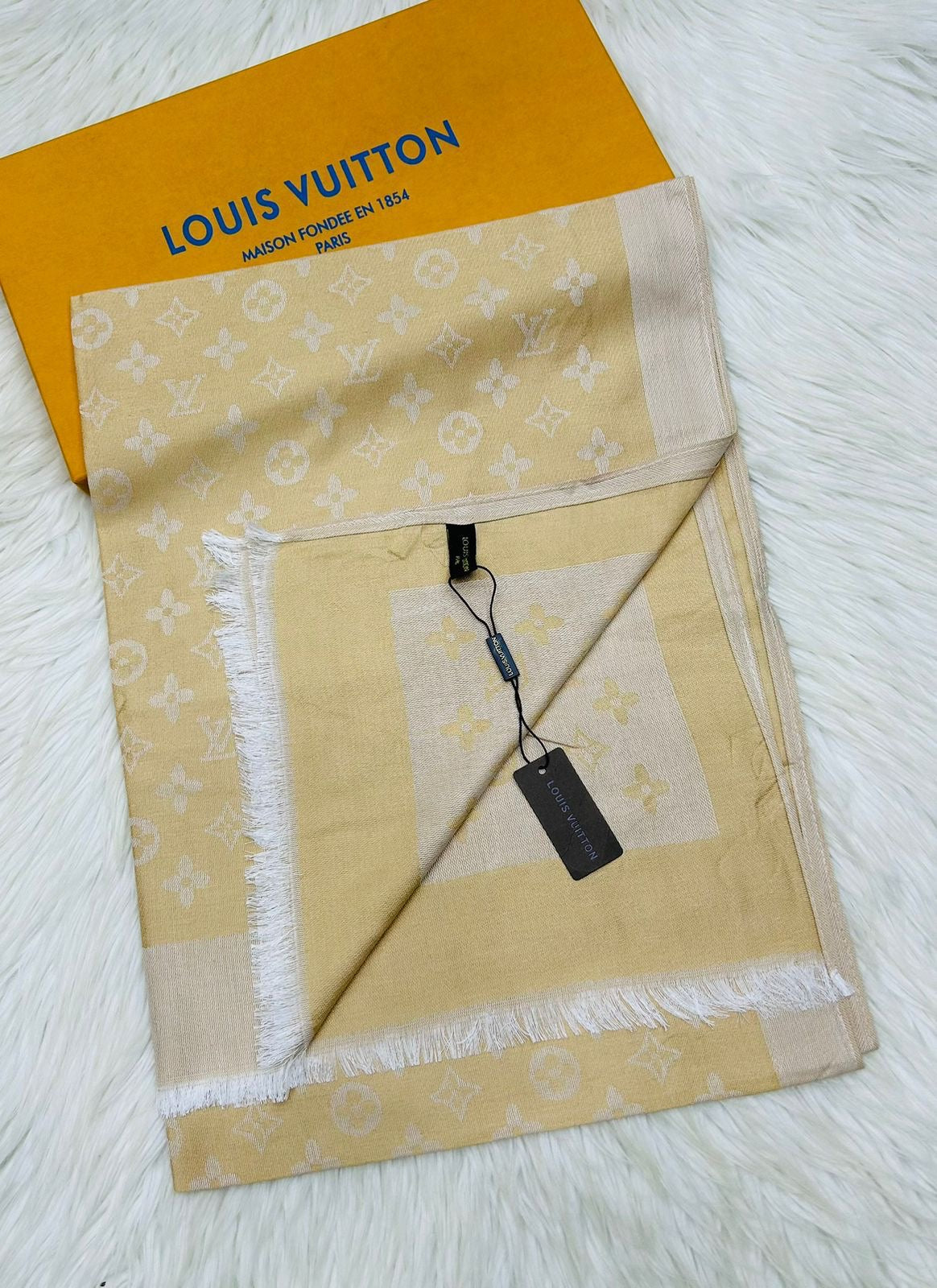 L v famous brand scarves/stole/shawl ( 15 colors )