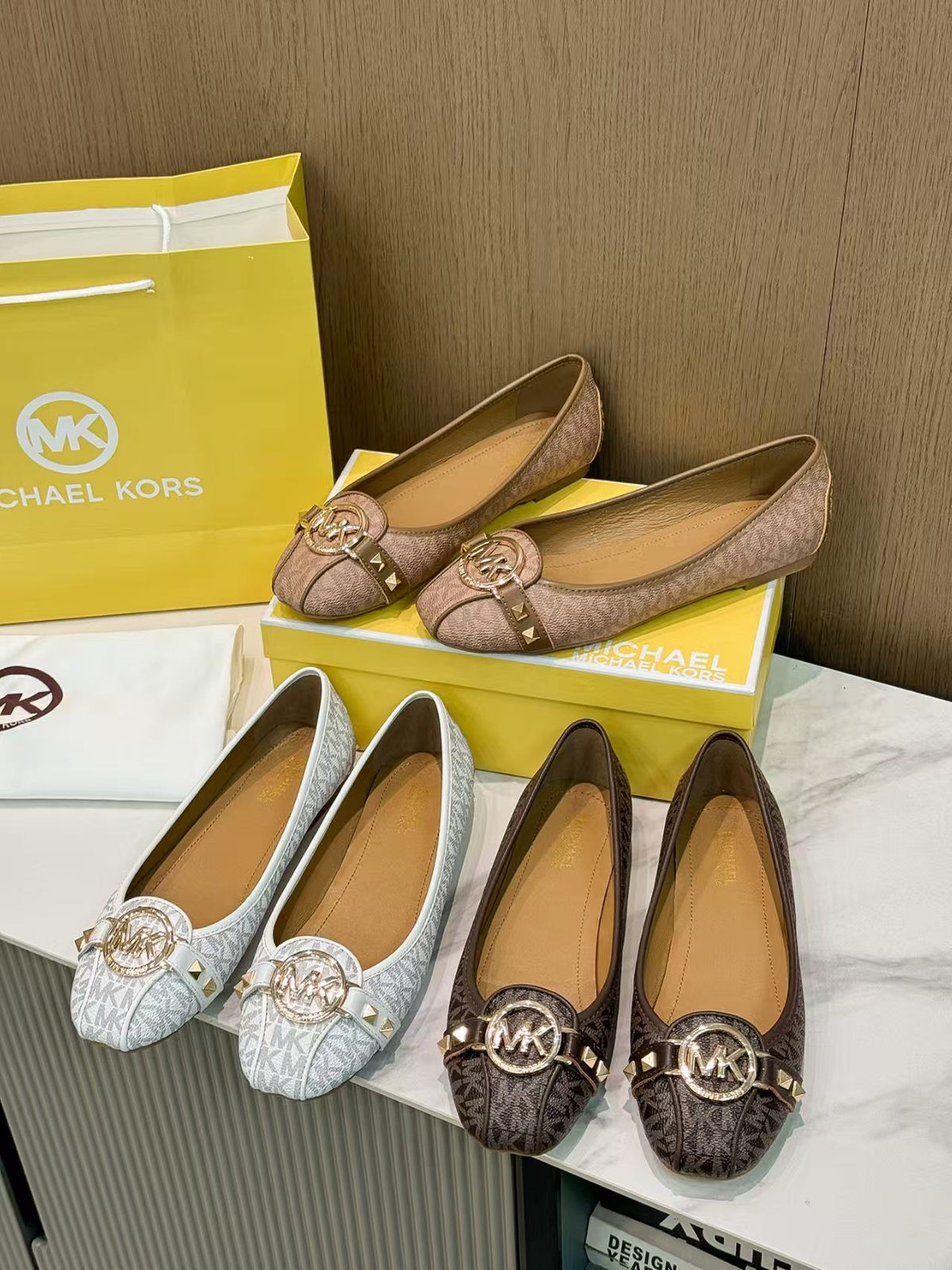 M K pumps ( 3 colors )