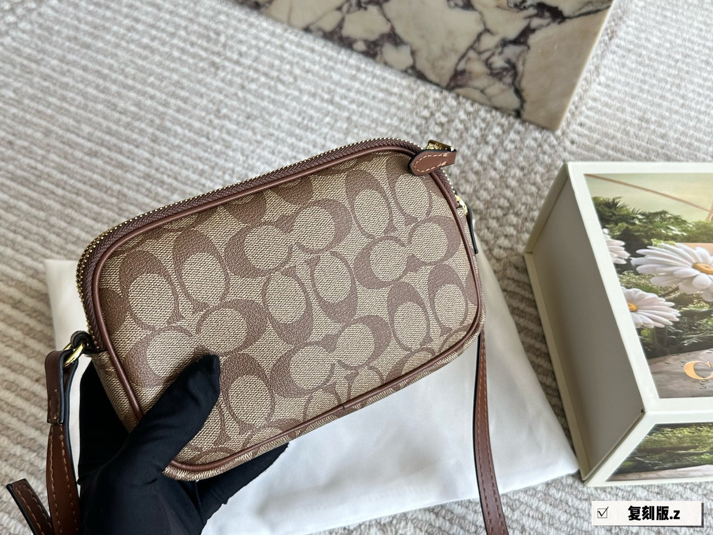 Coach cross body bag ( 4 colors)