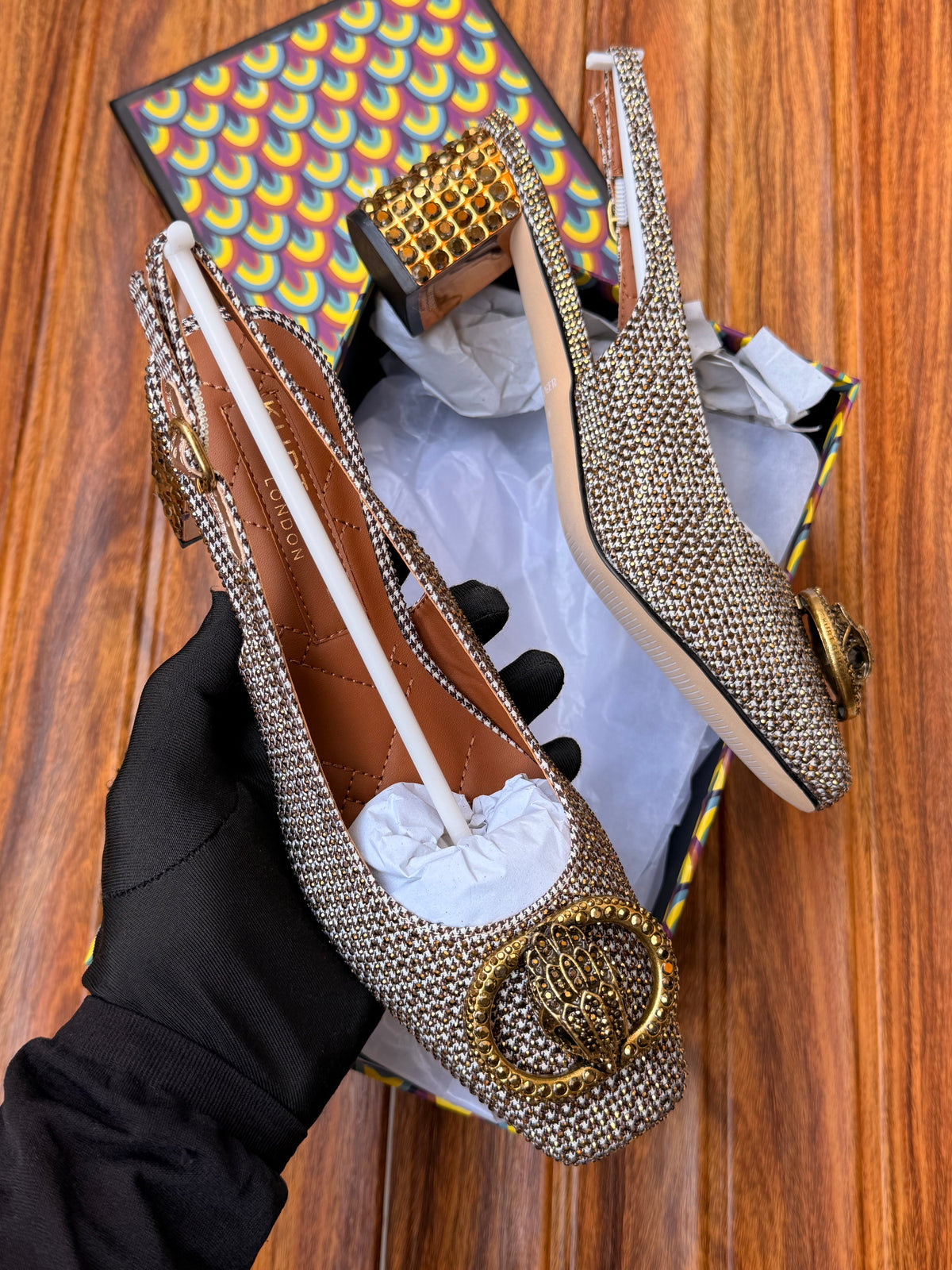 K famous brand pumps/heel