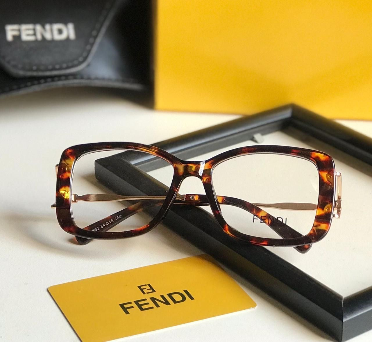 Famous brand glasses ( 2 colors)