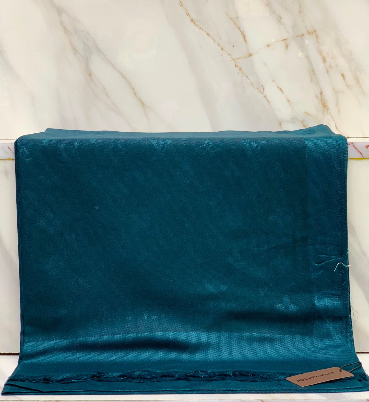 H famous brand scarves/stole/shawl ( 14 colors )