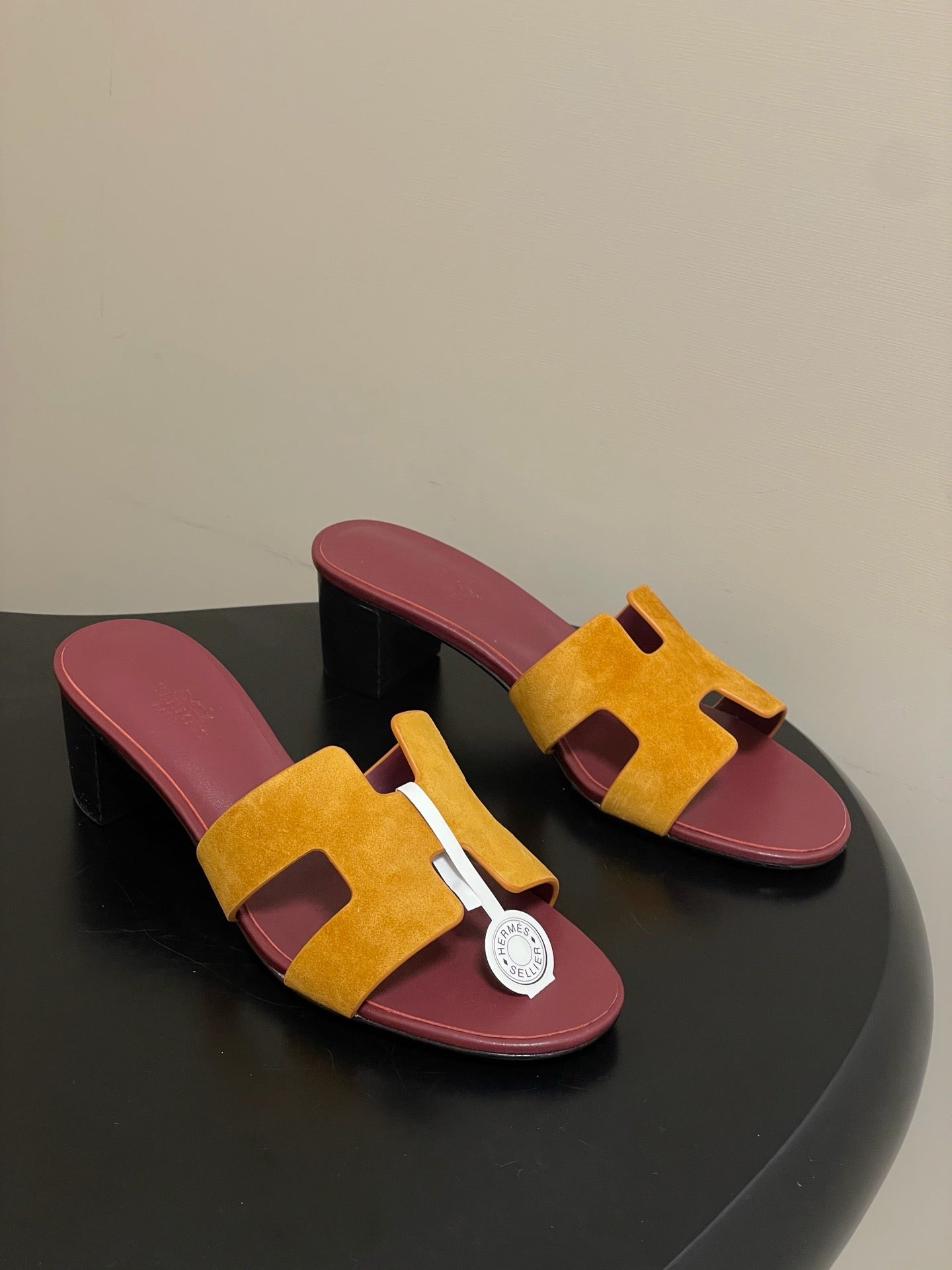 H oran famous brand slipper