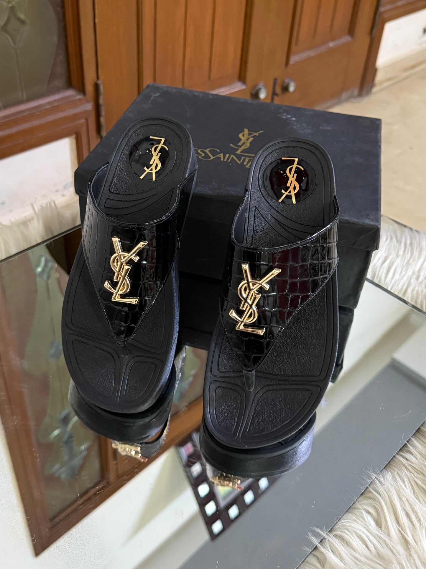 ysl slipper ( 2 colors )