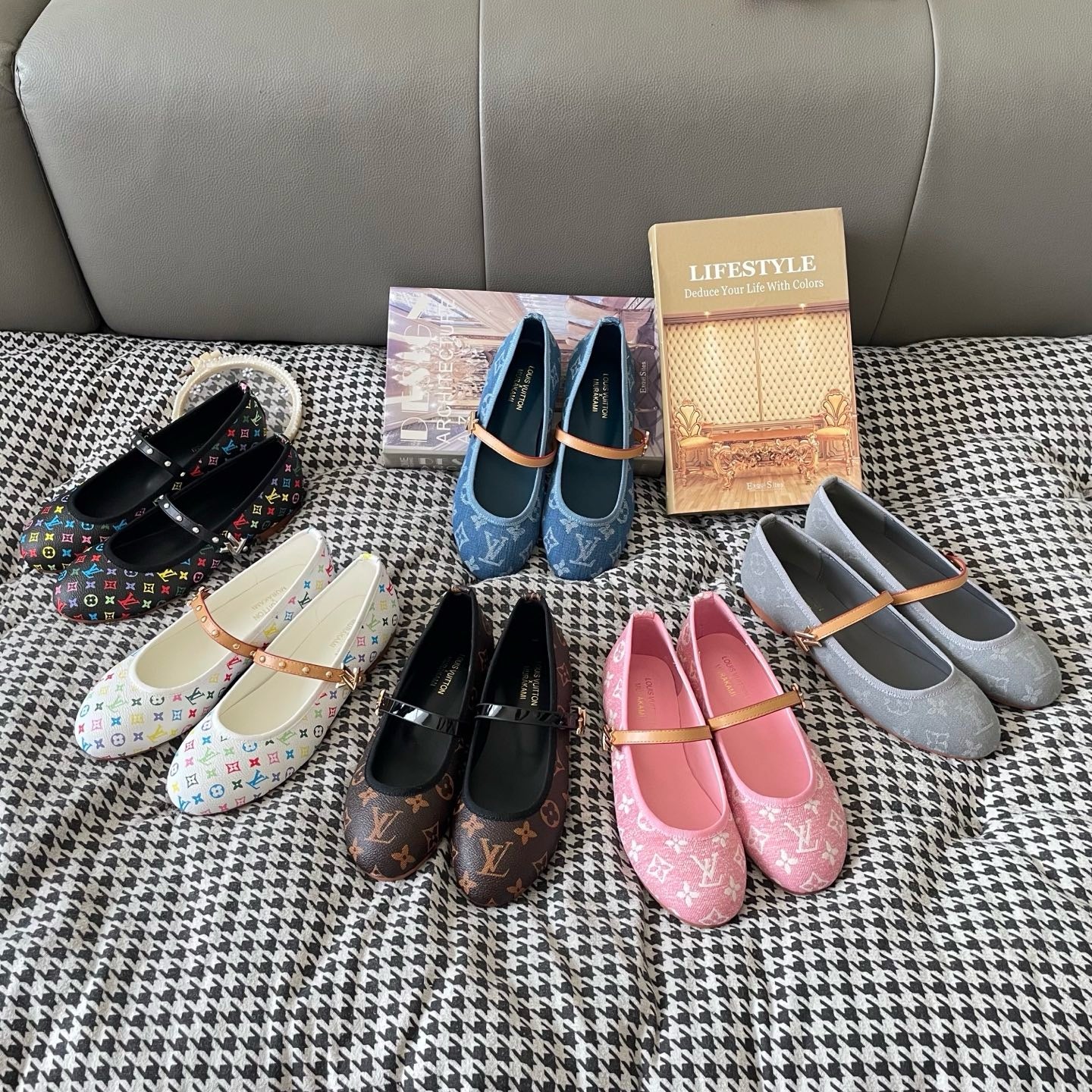 LV shoes ( Pre order )